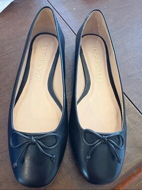 Jack Rogers Black Leather Ballet Flats with Bow Accent. Size 6.5